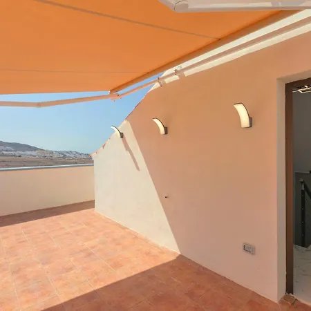 Сasa de vacaciones Adosado Sara En Fanabe